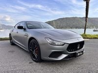 Usata Maserati Ghibli 250 CV (183 kW) 2017 Blu vittoria opaca Berlina