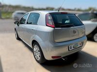 Usata Fiat Punto Lounge 69 CV (50 kW) 2015 Grigio Utilitaria