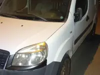 Usata Fiat Doblò 105 CV (77 kW) 2007 Monovolume