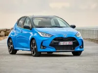 Nouă Toyota Yaris Hybrid Business Edition 92 CP (67 kW) 2026 Alb Berlinǎ