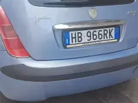 Usata Lancia Ypsilon 69 CV (50 kW) 2004 Bluazzurro Utilitaria