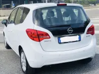 Usata Opel Meriva Cosmo 120 CV (88 kW) 2017 Bianco Monovolume