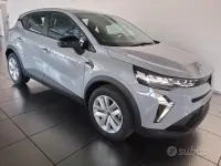 Nuova Renault Captur Evolution 122 CV (89 kW) 2026 Grigio SUV