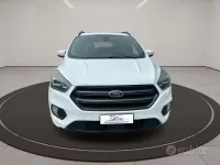 Usata Ford Kuga ST-Line 120 CV (88 kW) 2017 Bianco SUV