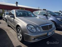 Usata Mercedes E280 Avantgarde 177 CV (130 kW) 2006 Marrone Berlina