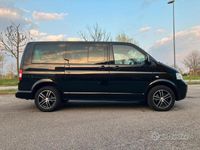 usata VW Caravelle 2.5 tdi 131 cv anno 2009