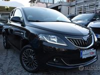 Usata Lancia Ypsilon Gold 69 CV (50 kW) 2023 Nero metallizzato Utilitaria