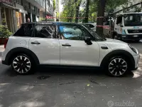 Usata Mini Cooper Essential 136 CV (100 kW) 2022 Grigio Utilitaria