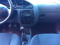 Usata Ford Fiesta 75 CV (55 kW) 2000 Argento Utilitaria