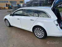 Usata Opel Insignia 160 CV (117 kW) 2010 Bianco Station wagon