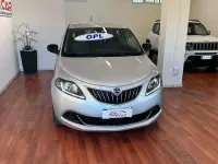 Usata Lancia Ypsilon Silver 69 CV (50 kW) 2021 Grigio Utilitaria