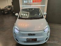 Usata Fiat 500e La Prima 86 kW (118 CV) 2020 Blu Berlina