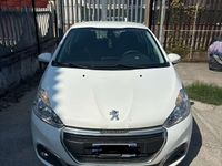 Usata Peugeot 208 Allure 75 CV (55 kW) 2017 Utilitaria