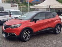 Usado Renault Captur 110 CV (80 kW) 2017 Rojo SUV
