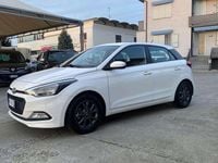 Usata Hyundai i20 Comfort 84 CV (61 kW) 2017 Bianco Berlina