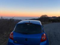 Usado Renault Clio R.S. R.S. 200 CV (147 kW) 2007 Azul Utilitario