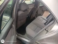 Usata Mercedes C200 Elegance 136 CV (100 kW) 1996 Grigio Berlina