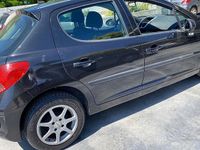 Usata Peugeot 207 75 CV (55 kW) 2006 Nero Utilitaria