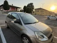 Usata Ford Fiesta 75 CV (55 kW) 2003 Utilitaria