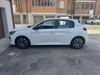 Usata Peugeot 208 Active 75 CV (55 kW) 2024 Utilitaria