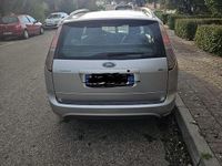 Usata Ford Focus 120 CV (88 kW) 2011 Grigio Station wagon