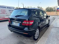 Usata Mercedes B Electric Drive 110 CV (80 kW) 2007 Nero Monovolume
