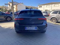 Usata Opel Astra Elegance 131 CV (96 kW) 2023 Grigio scuro Berlina