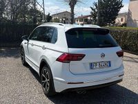 Usata VW Tiguan R-line 150 CV (110 kW) 2018 Nero SUV