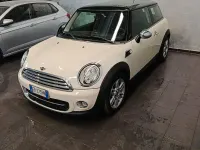 Usata Mini Cooper D Hype 112 CV (82 kW) 2013 Beige Utilitaria