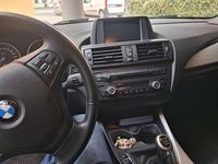 Usata BMW 114 102 CV (75 kW) 2012 Nero Utilitaria