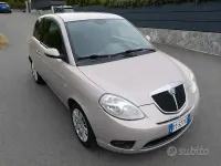 Usata Lancia Ypsilon 60 CV (44 kW) 2009 Grigio Utilitaria