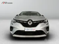 Usata Renault Captur Intens 160 CV (117 kW) 2020 Argento SUV