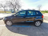 Usata VW Polo Comfortline 75 CV (55 kW) 2012 Nero Utilitaria
