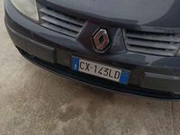 Usata Renault Scénic II LIMITED 106 CV (77 kW) 2006 Monovolume