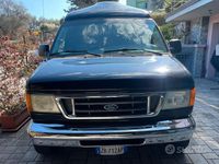 Usata Ford Econoline 2004 Nero Monovolume