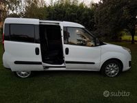 Usata Opel Combo 120 CV (88 kW) 2012 Bianco SUV