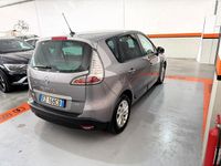 Usata Renault Scénic III LIMITED 110 CV (80 kW) 2015 Grigio Monovolume