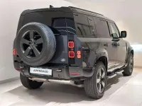 Usata Land Rover Defender SE Dynamic 200 CV (147 kW) 2023 Nero SUV