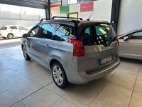Usata Peugeot 5008 Access 114 CV (83 kW) 2015 Argento Monovolume