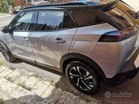 Usata Peugeot 2008 GT-line 102 CV (75 kW) 2020 Argento SUV