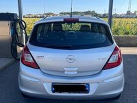 Usata Opel Corsa 90 CV (66 kW) 2007 Grigio Berlina