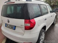 Käytetty Skoda Yeti Active 105 HP (77 kW) 2014 Valkoinen Katumaasturi
