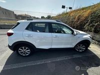 Usata Kia Stonic Style 116 CV (85 kW) 2020 Bianco SUV
