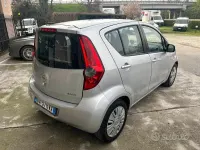 Usata Opel Agila 65 CV (47 kW) 2009 Grigio Utilitaria