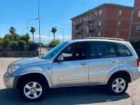 Usado Toyota RAV4 116 CV (85 kW) 2004 Gris SUV