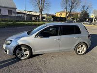 Usata VW Golf VI R 125 CV (91 kW) 2011 Argento Utilitaria