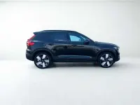 Usata Volvo XC40 Core 125 kW (170 CV) 2023 Nero SUV