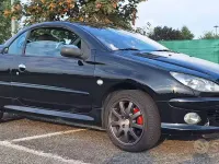 Usata Peugeot 206 CC 109 CV (80 kW) 2003 Nero Cabrio