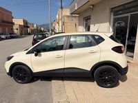 Usata Renault Captur 90 CV (66 kW) 2018 Beige SUV