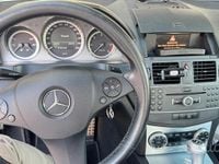 Usata Mercedes C220 Avantgarde 170 CV (125 kW) 2010 Bianco Berlina